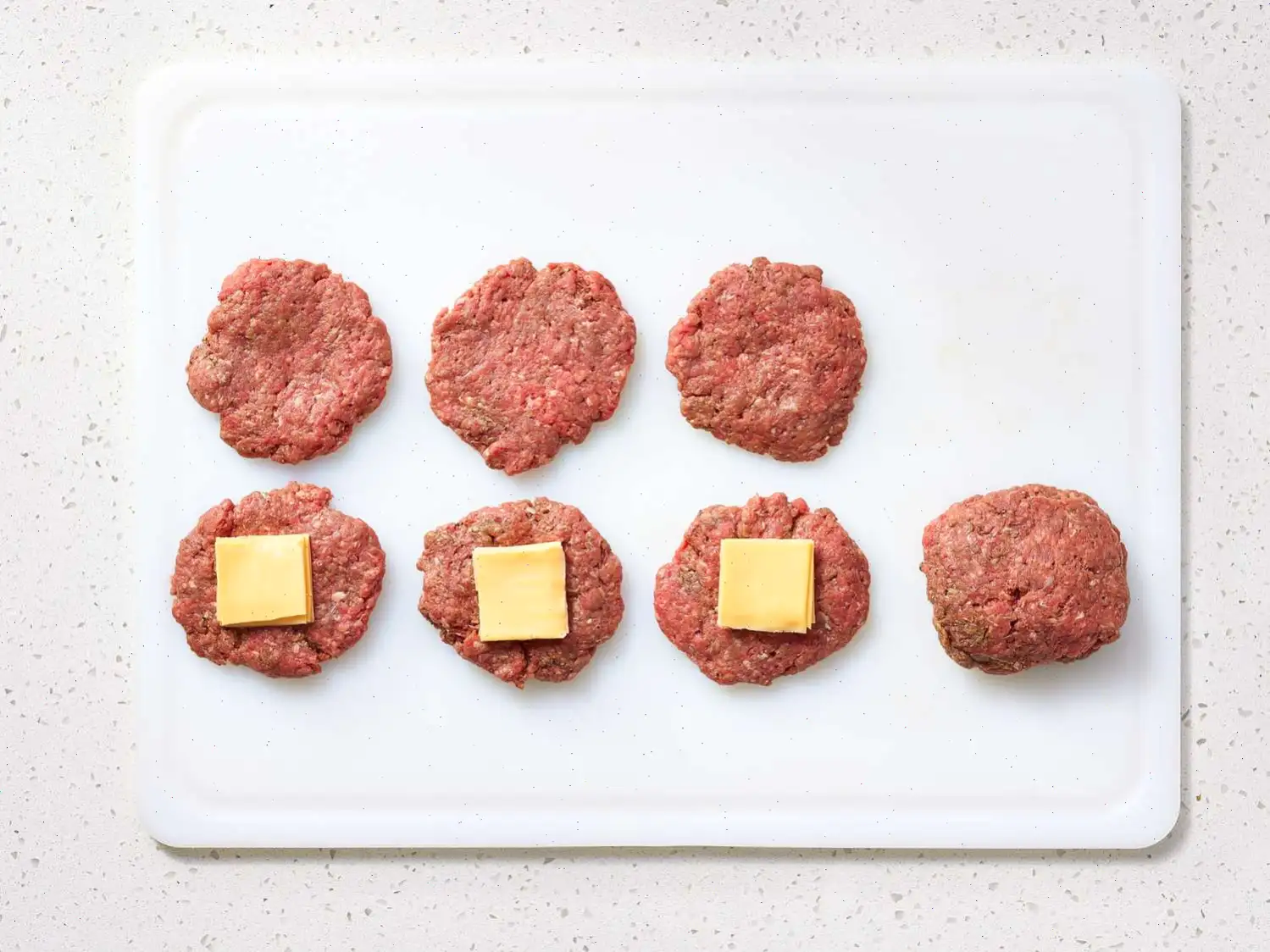 Juicy Lucy Burgers Recipe
