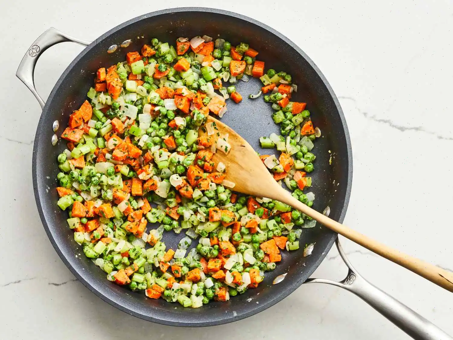 Mom's Fabulous Chicken Pot Pie with Biscuit Crust Recipe
