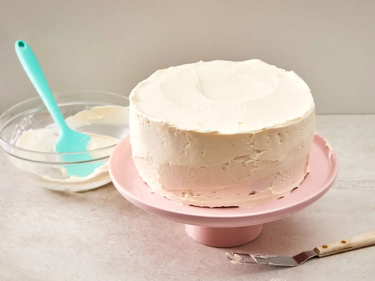 Strawberry Crunch Cake Recipe