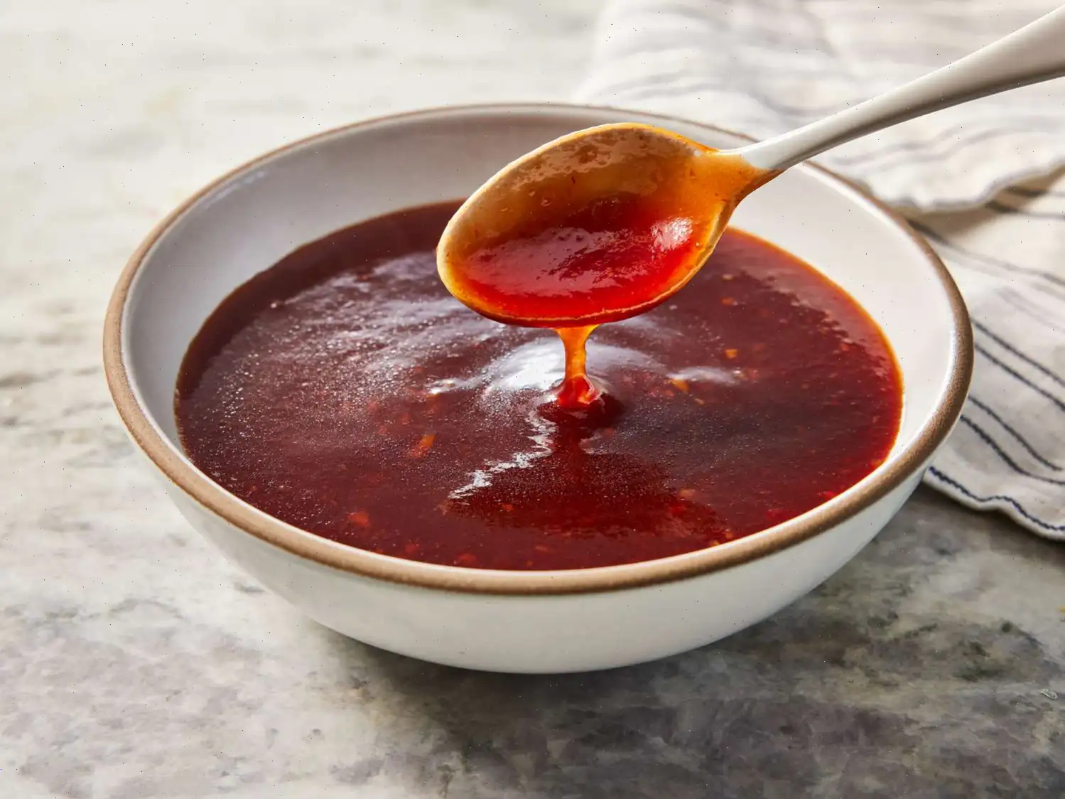 The Best Homemade Honey Garlic Sauce Recipe