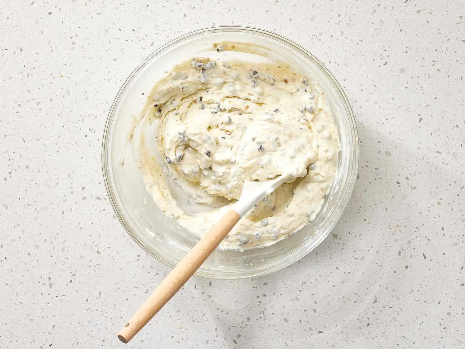 No-Bake Cannoli Pie Recipe