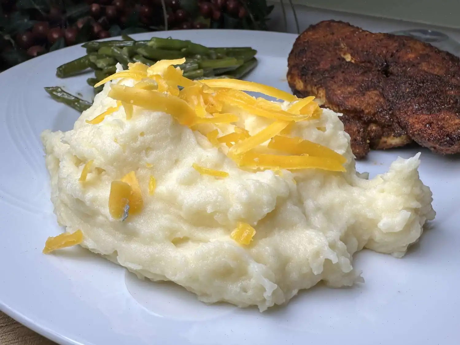 Cheesy Garlic Mashed Potatoes Recipe