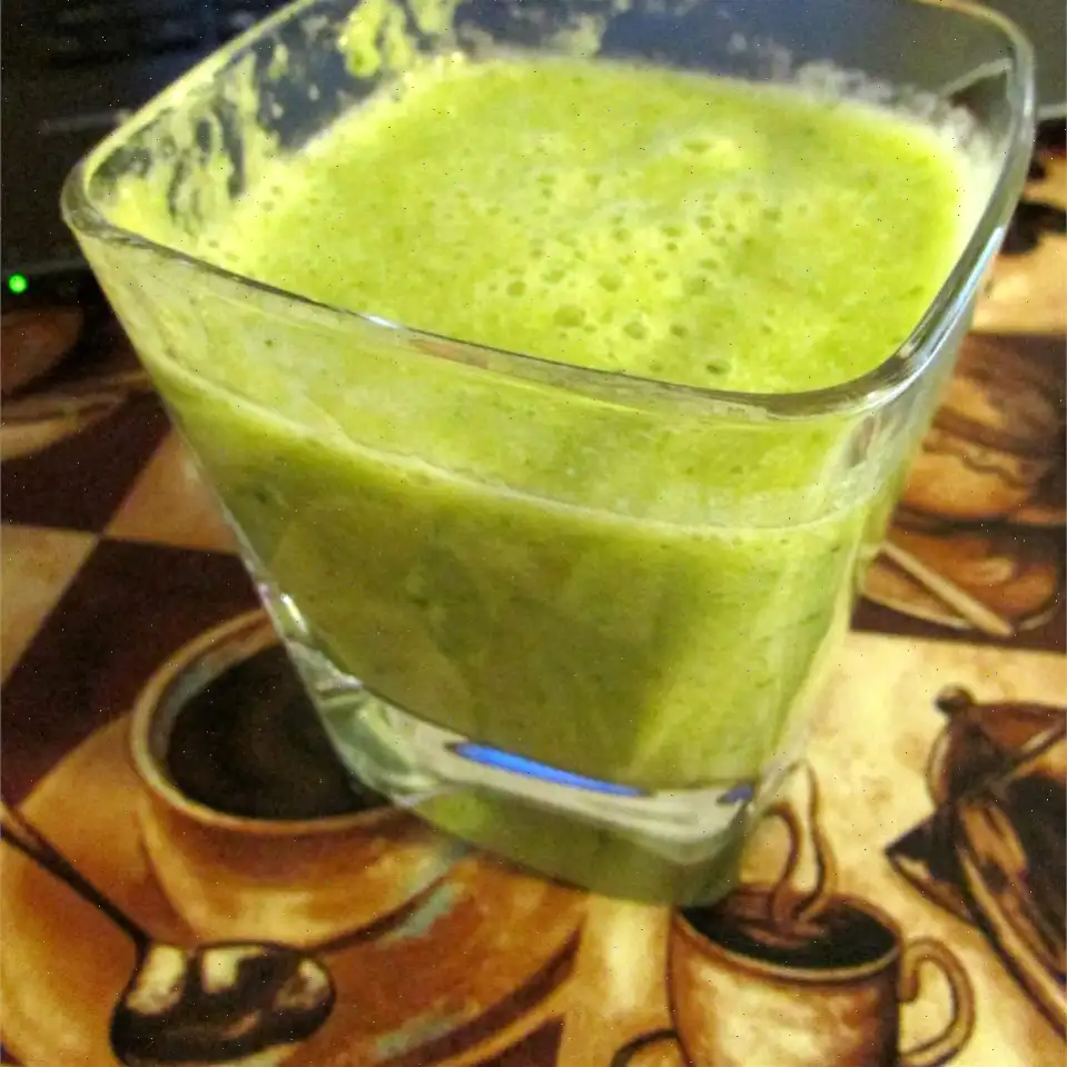 Orange-Pear Green Smoothie with Bok Choy Recipe