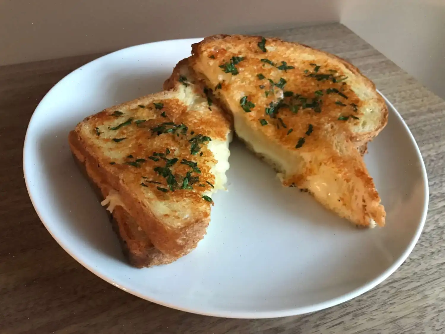 Garlic Bread Grilled Cheese Recipe