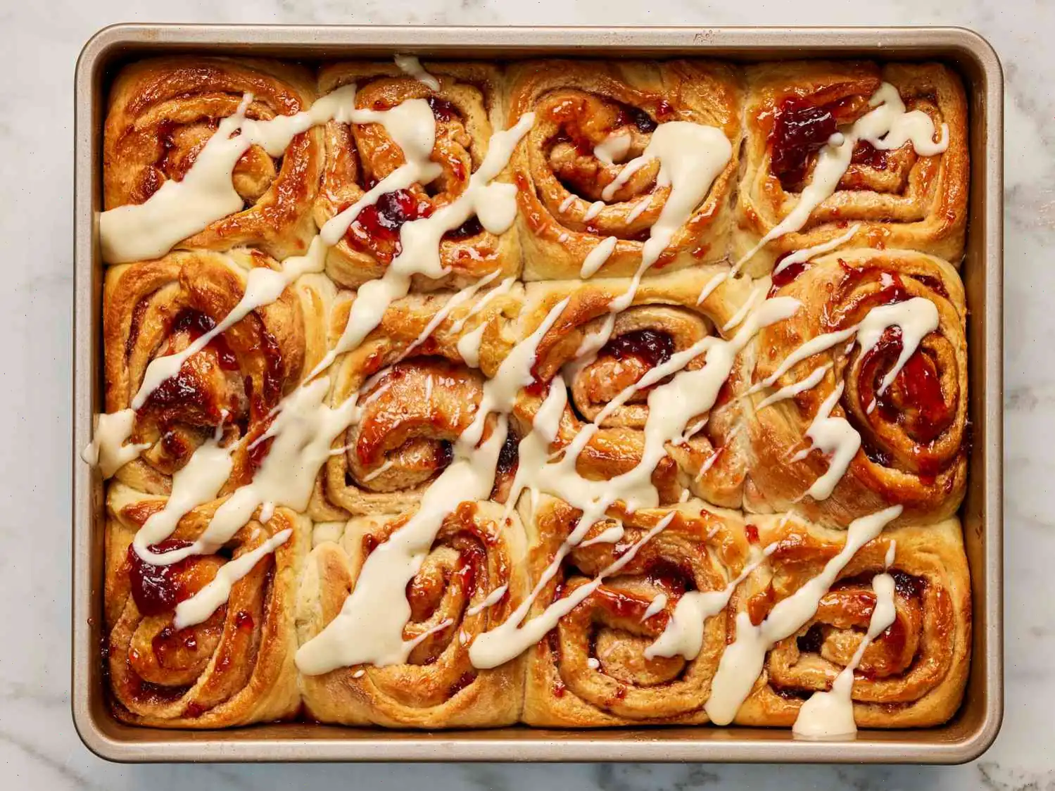 Strawberry Lemon Cheesecake Rolls Recipe