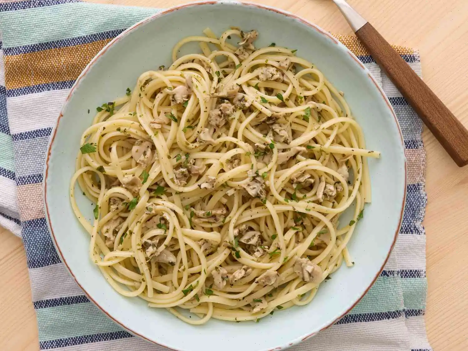 Linguine with Clam Sauce Recipe