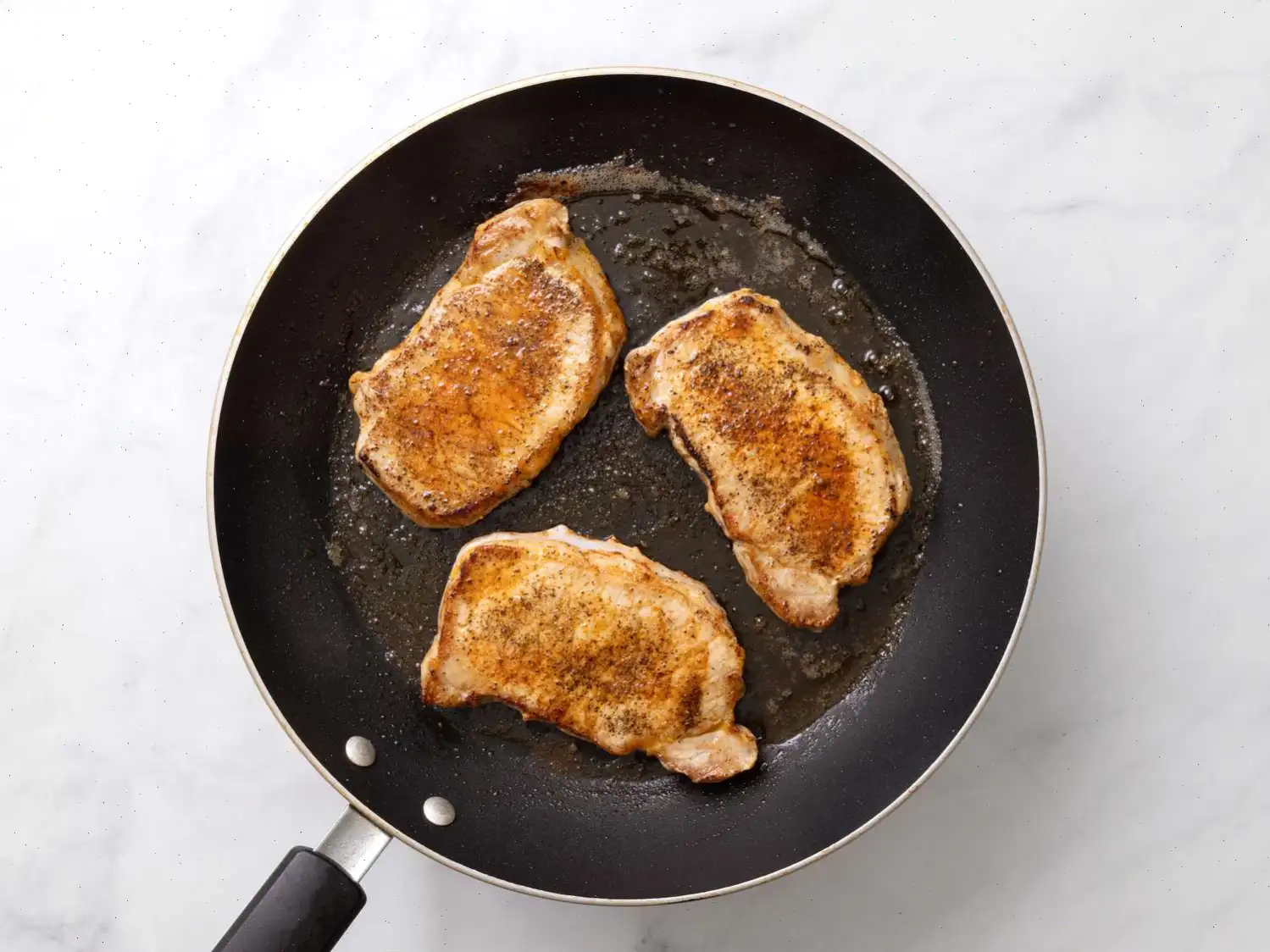 Pork Chops in Garlic Mushroom Sauce Recipe