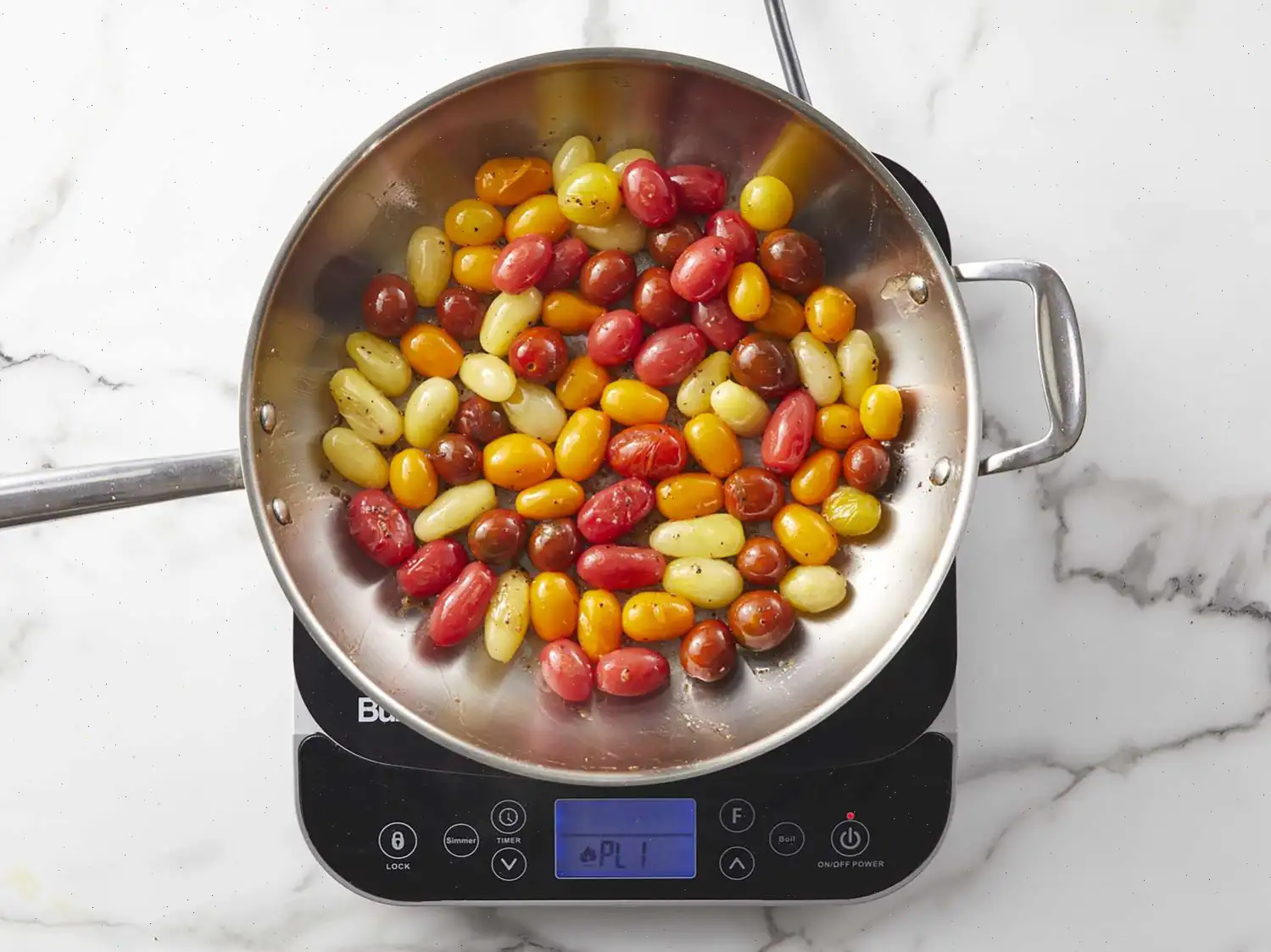 Sautéed Cherry Tomatoes with Garlic and Basil Recipe