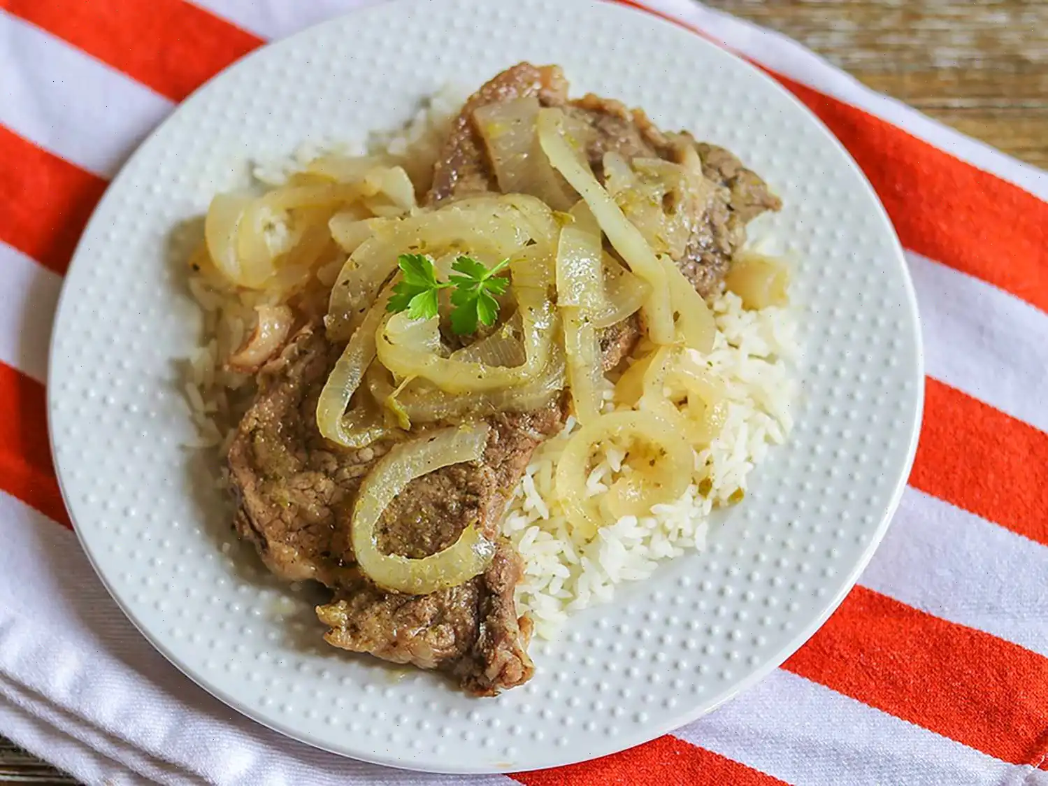 Bistec Encebollado (Cuban Steak and Onions) Recipe