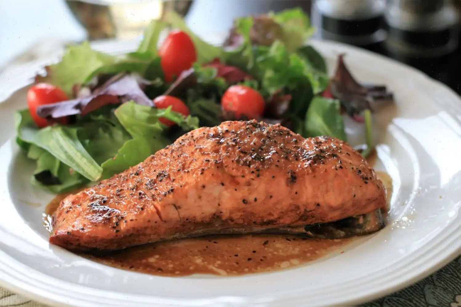 Easy, No-Mess Baked Salmon Recipe