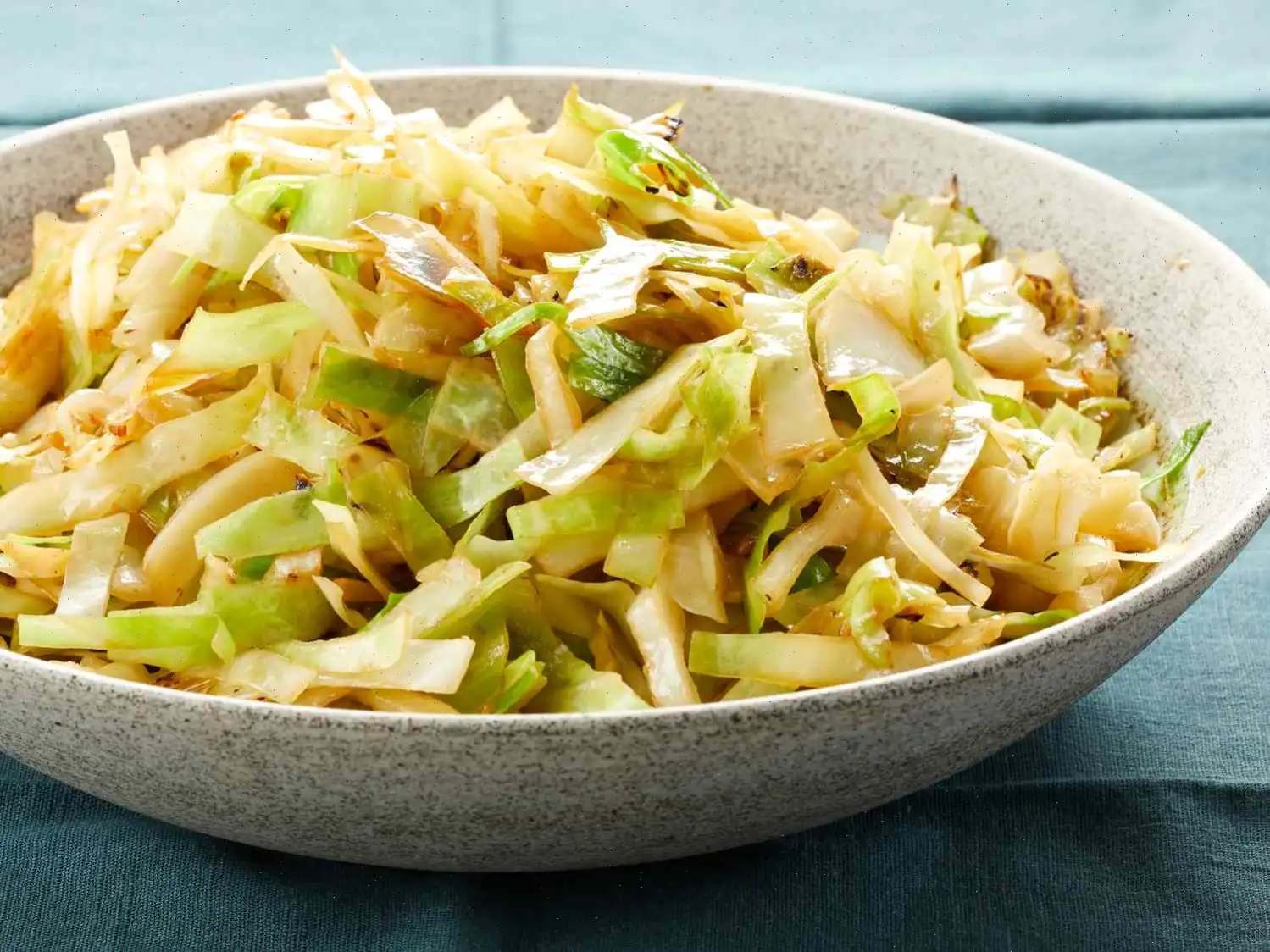 Super Easy Cabbage Stir Fry Recipe