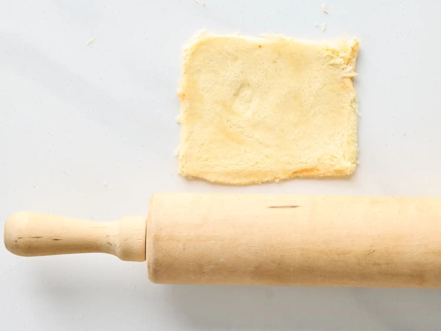 Strawberry Churro Roll Ups Recipe