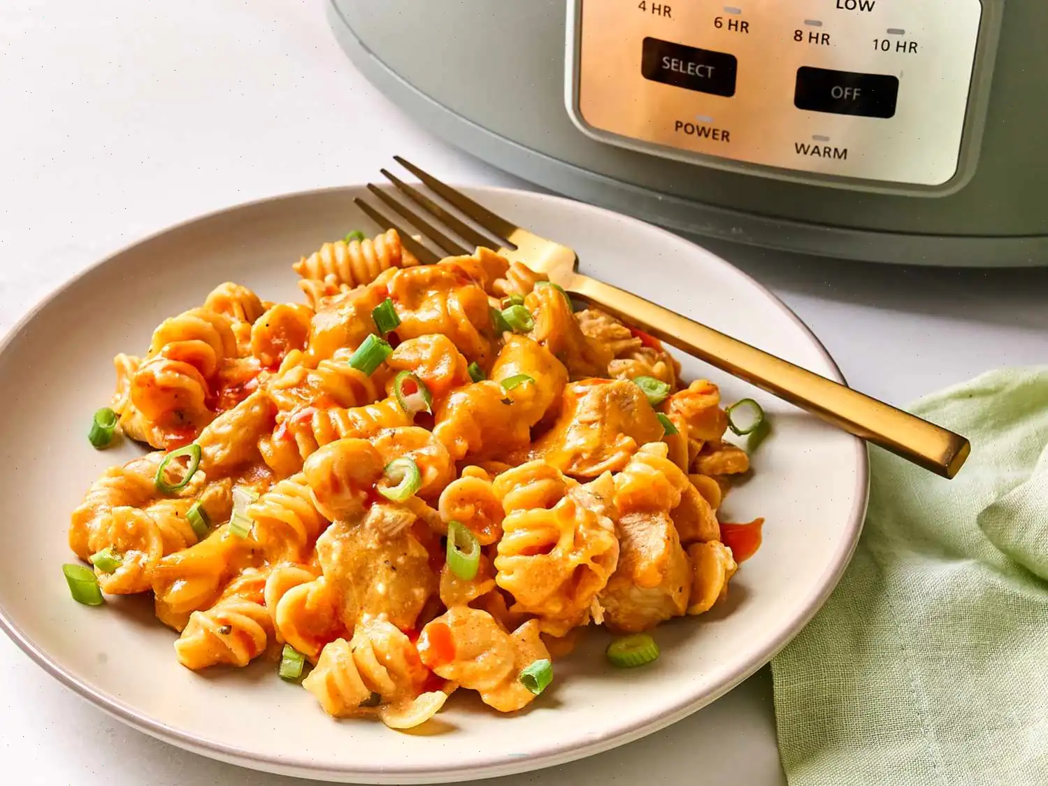 Crockpot Buffalo Chicken Mac N Cheese Recipe
