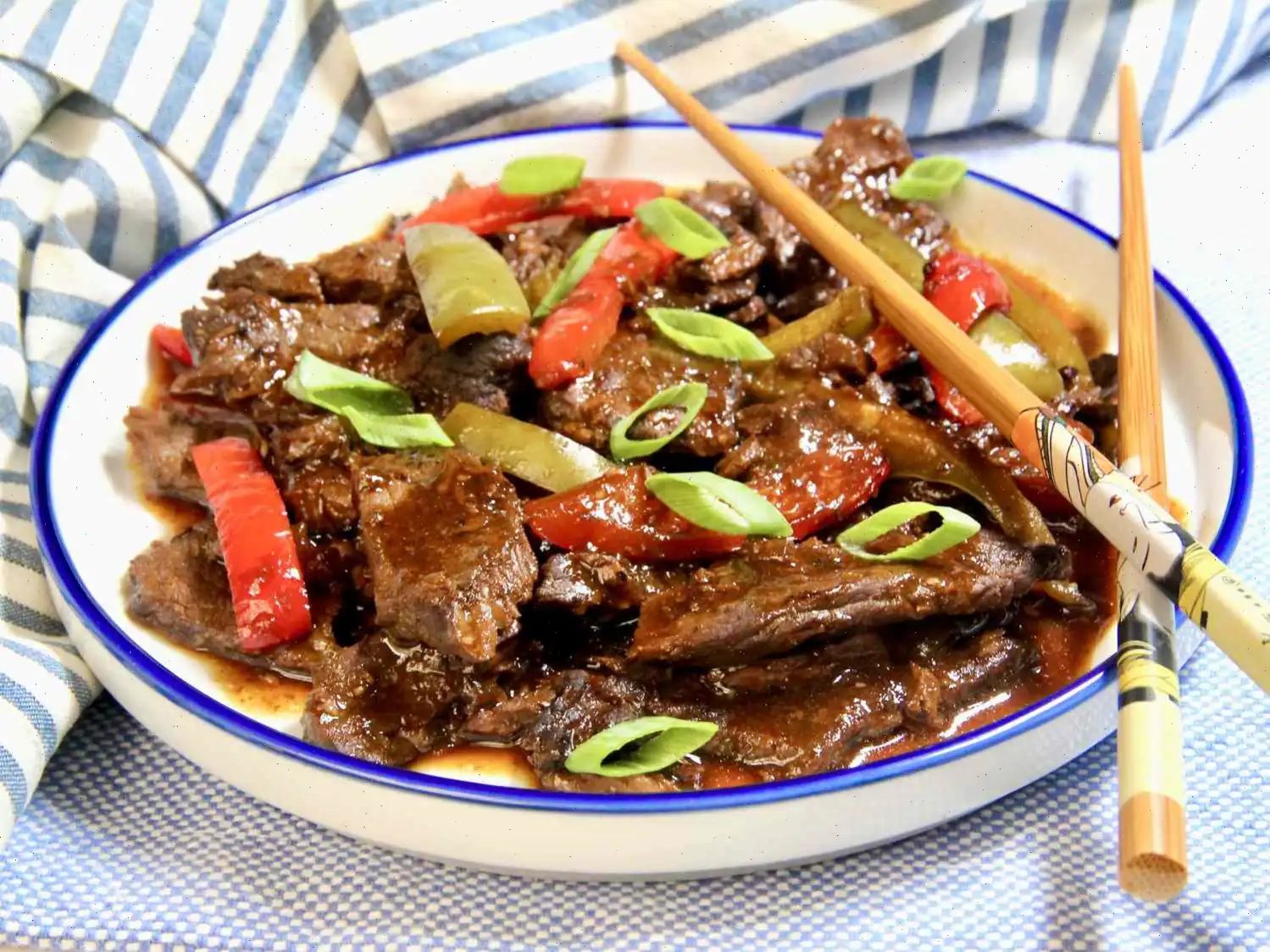 Easy Slow Cooker Pepper Steak Recipe
