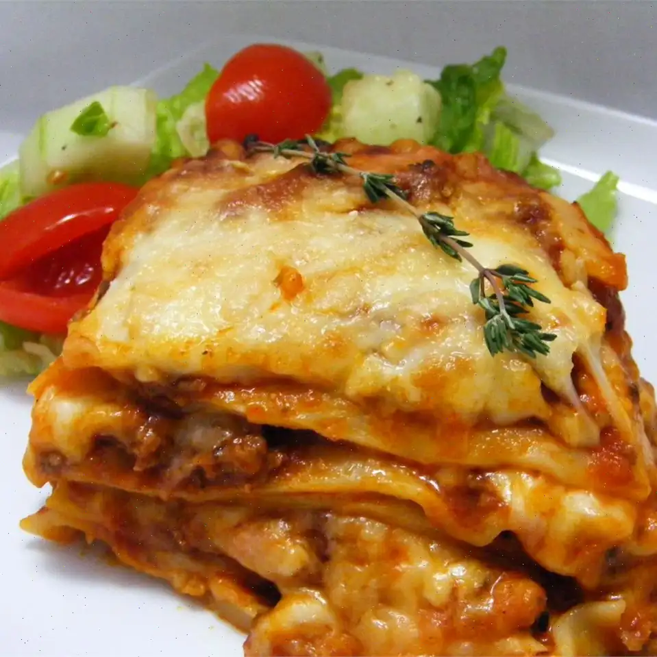 Alysia's Basic Meat Lasagna Recipe