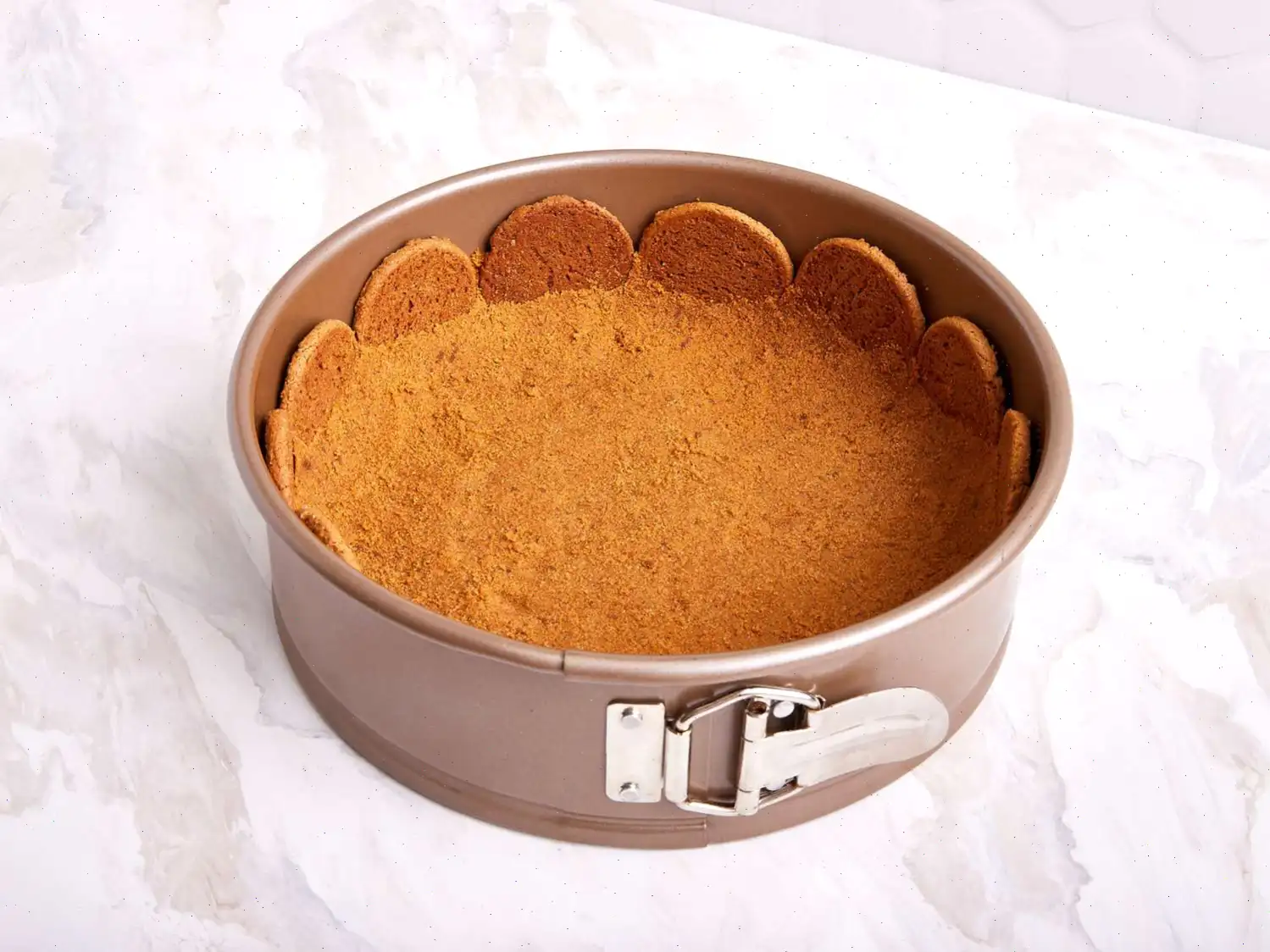 Holiday Gingersnap Pie Crust Recipe