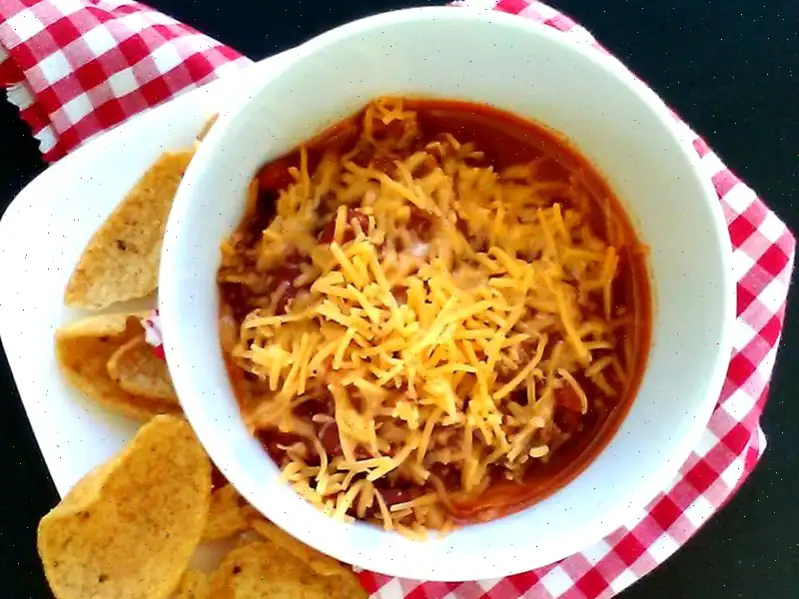 Easy Homemade Chili Recipe