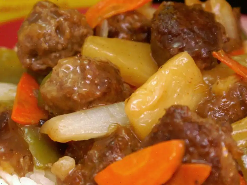 Sweet and Sour Meatballs (Suan T'ien Niu Jou Po Lo La Tzu) Recipe