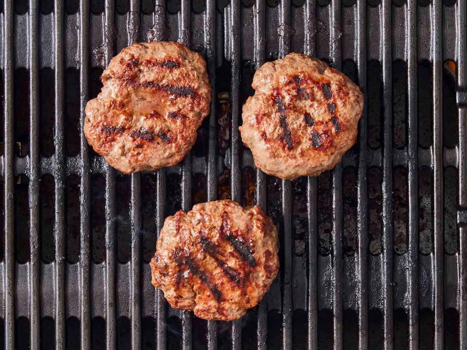 Delicious Grilled Hamburgers Recipe