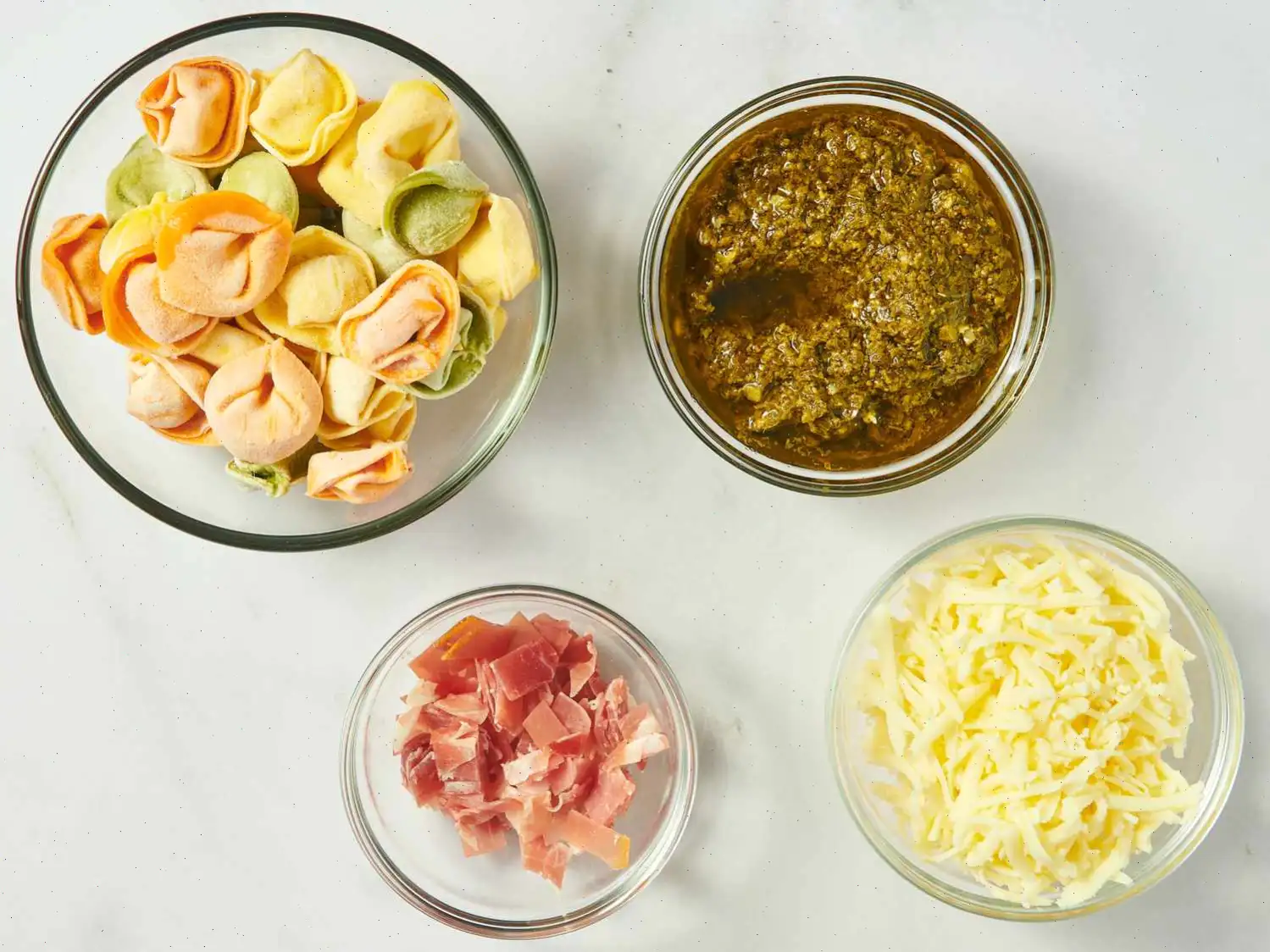 4-Ingredient Pesto Tortellini Bake Recipe