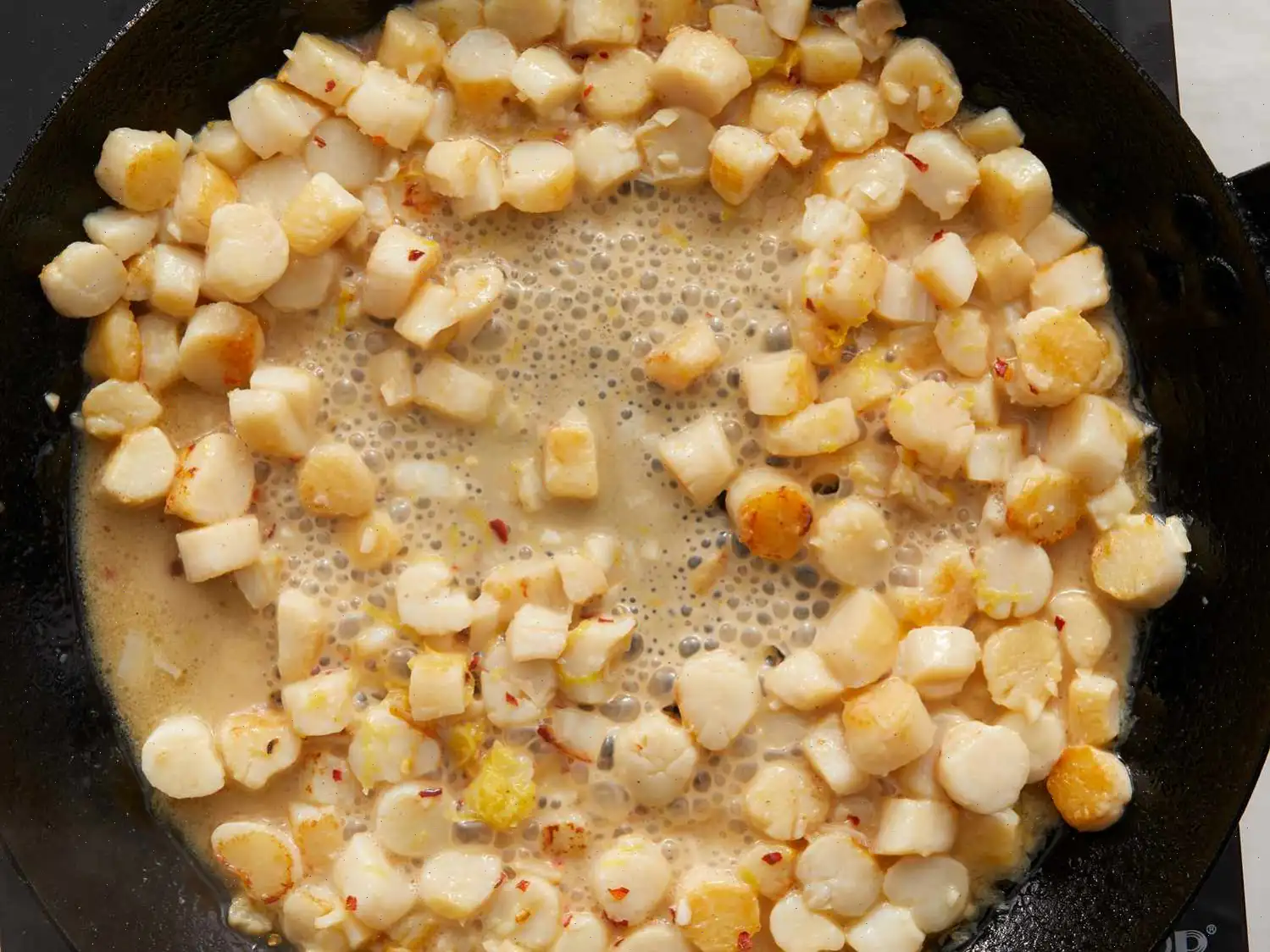 Creamy Bay Scallop Spaghetti Recipe