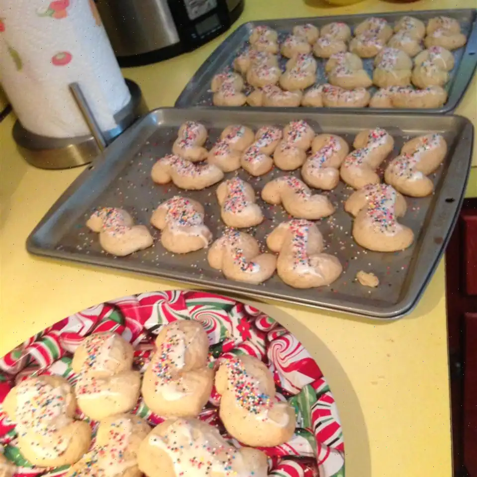Uncle Frank's Italian "S" Cookies Recipe