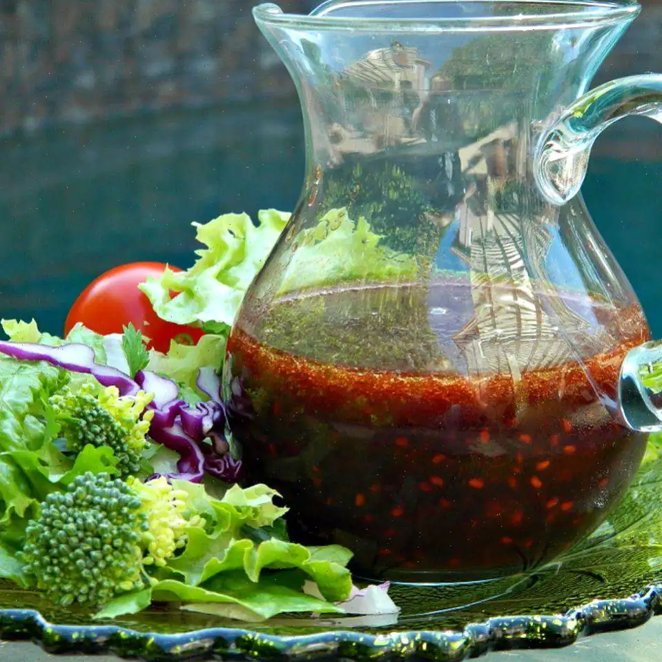 Fresh Raspberry Balsamic Vinaigrette Recipe