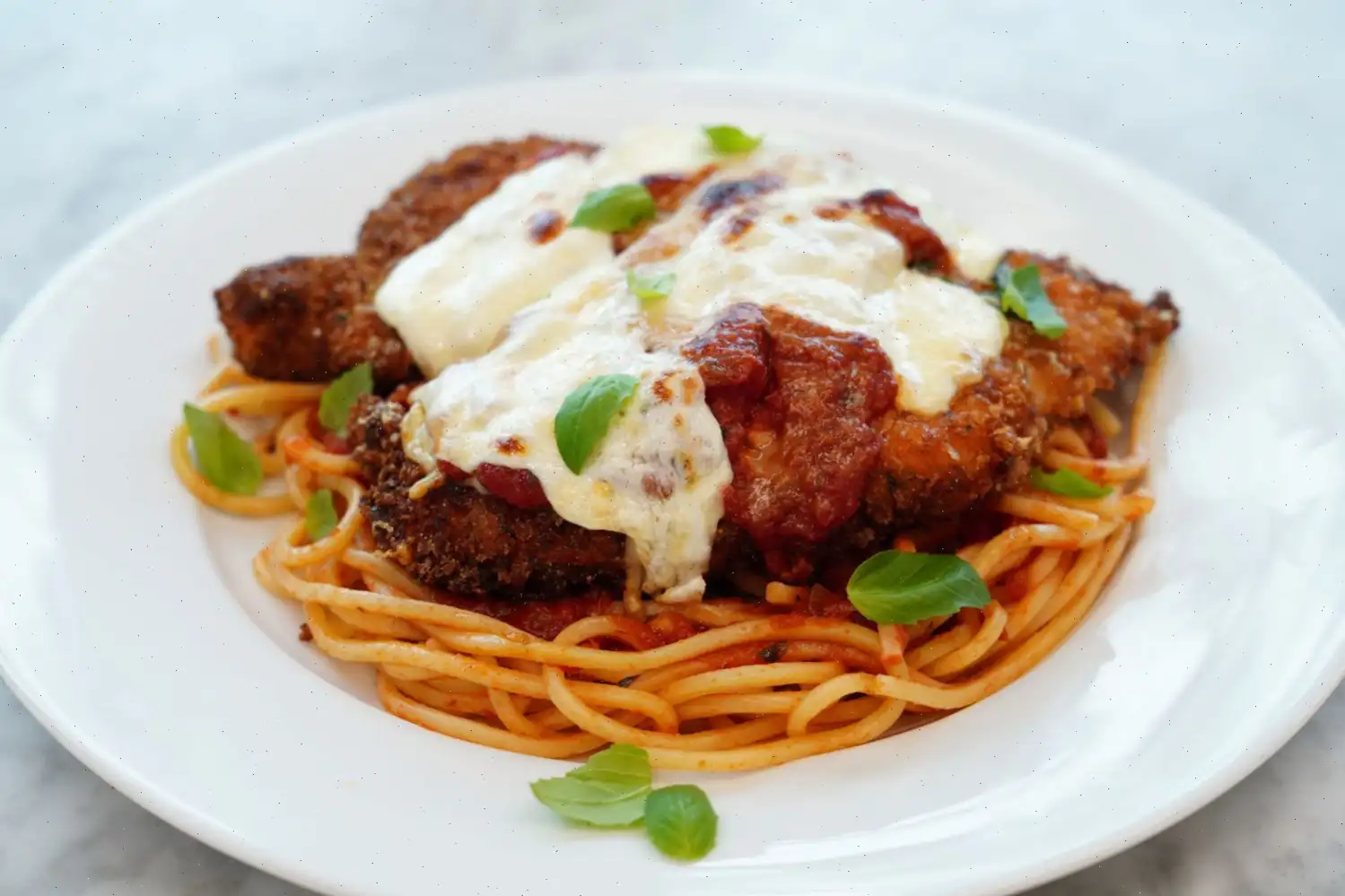 Receta de Pollo a la Parmesana (con Video)