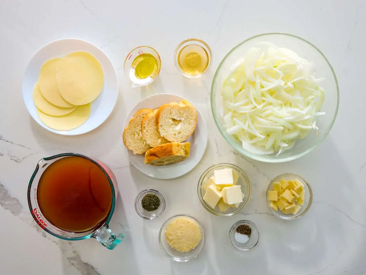 Rich and Simple French Onion Soup Recipe