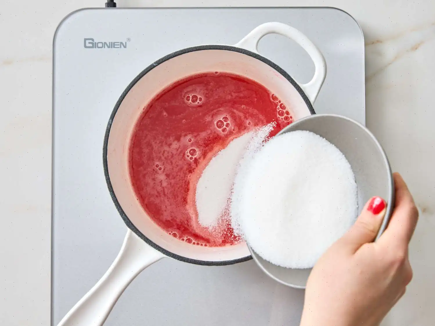 Strawberry Tiramisu Roll Recipe