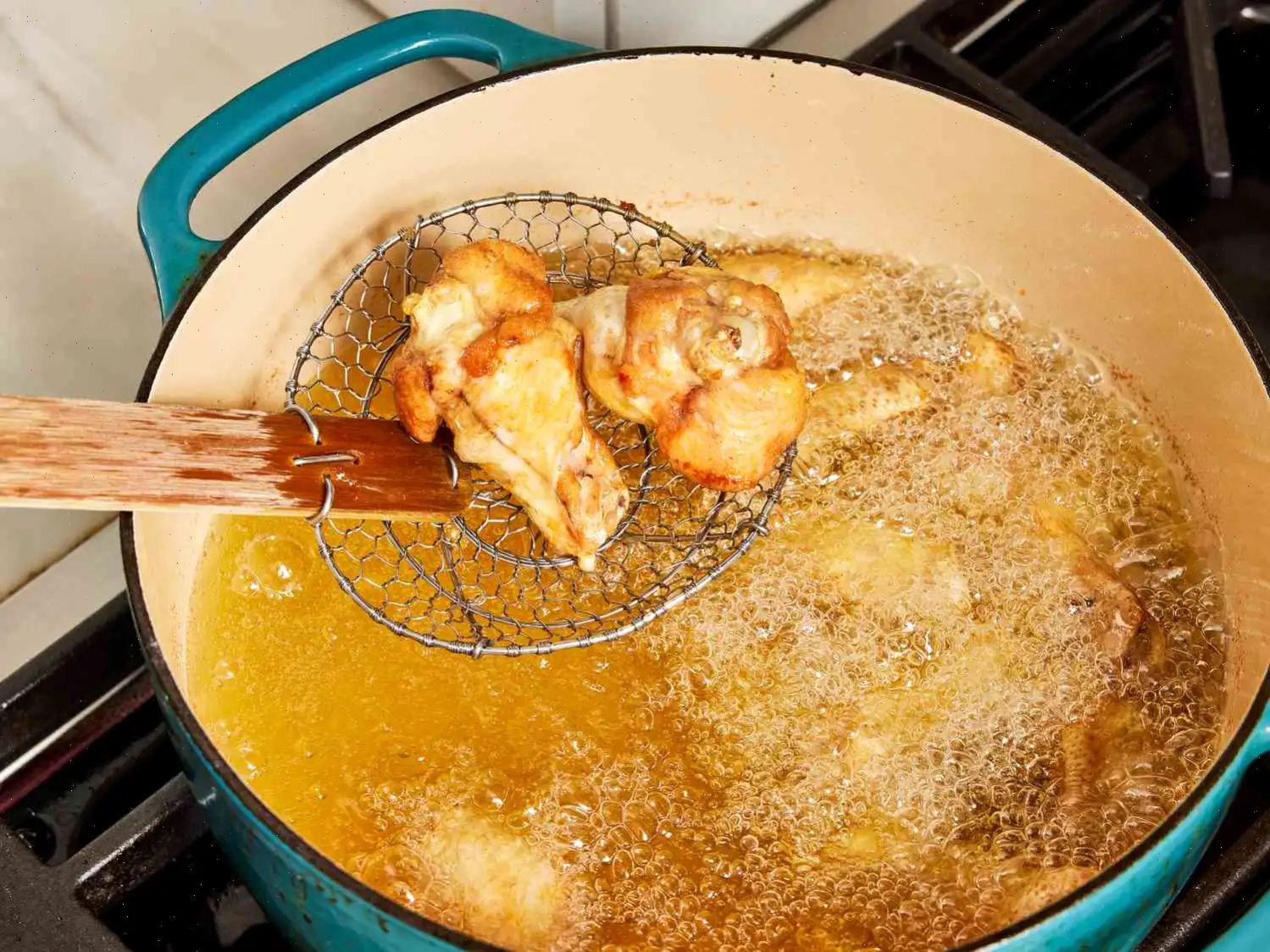 Easy Lemon-Pepper Chicken Wings Recipe