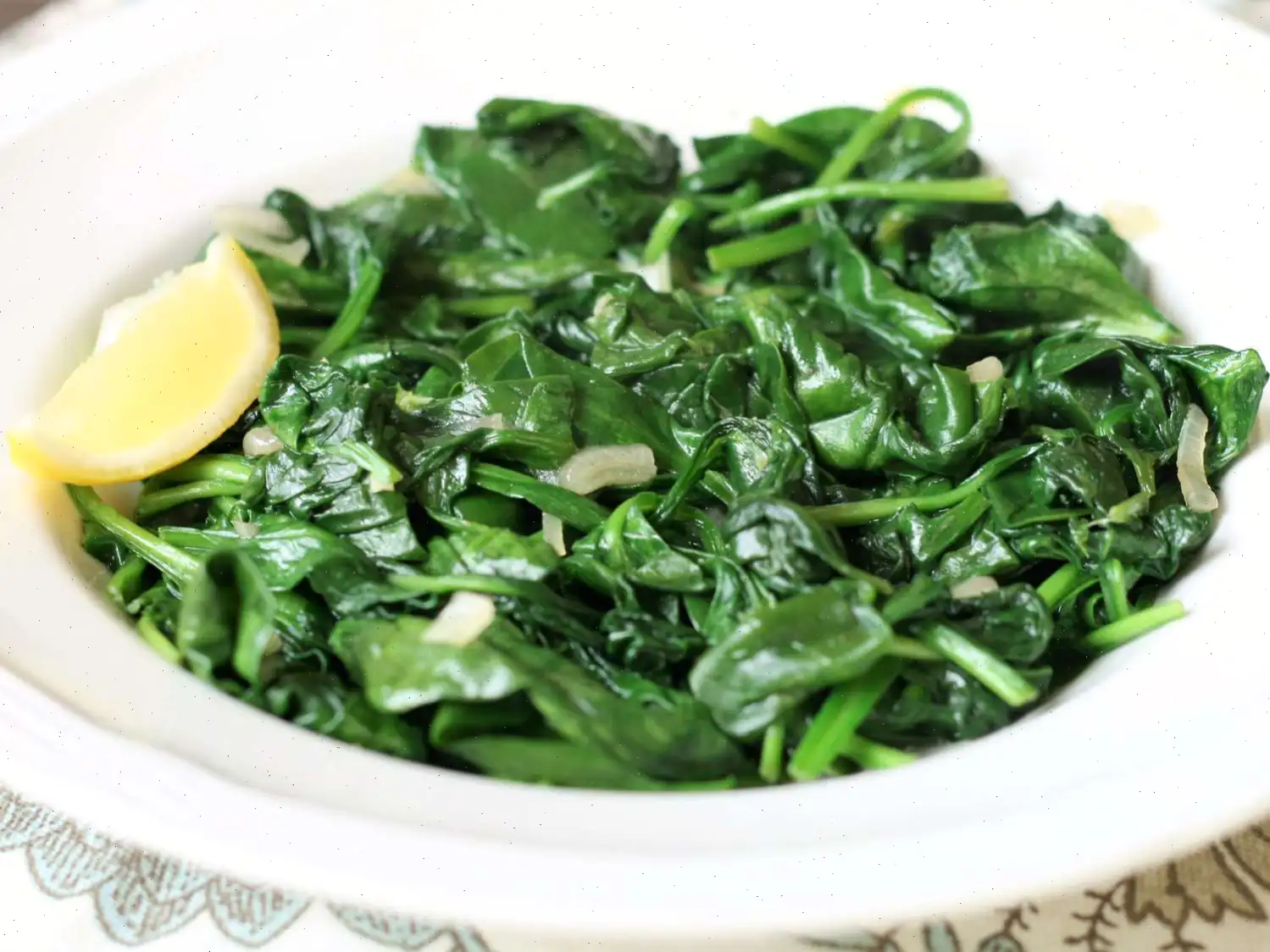Fast and Easy Spinach with Shallots Recipe