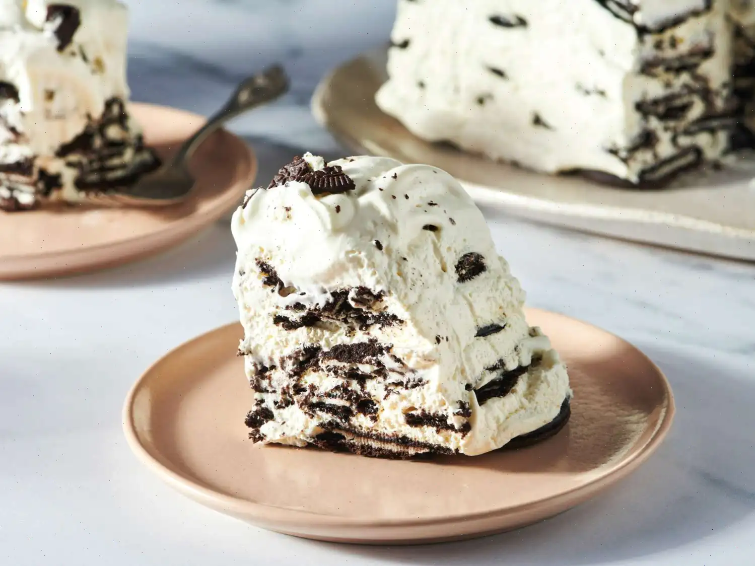 Easy Chocolate Icebox Cake Recipe