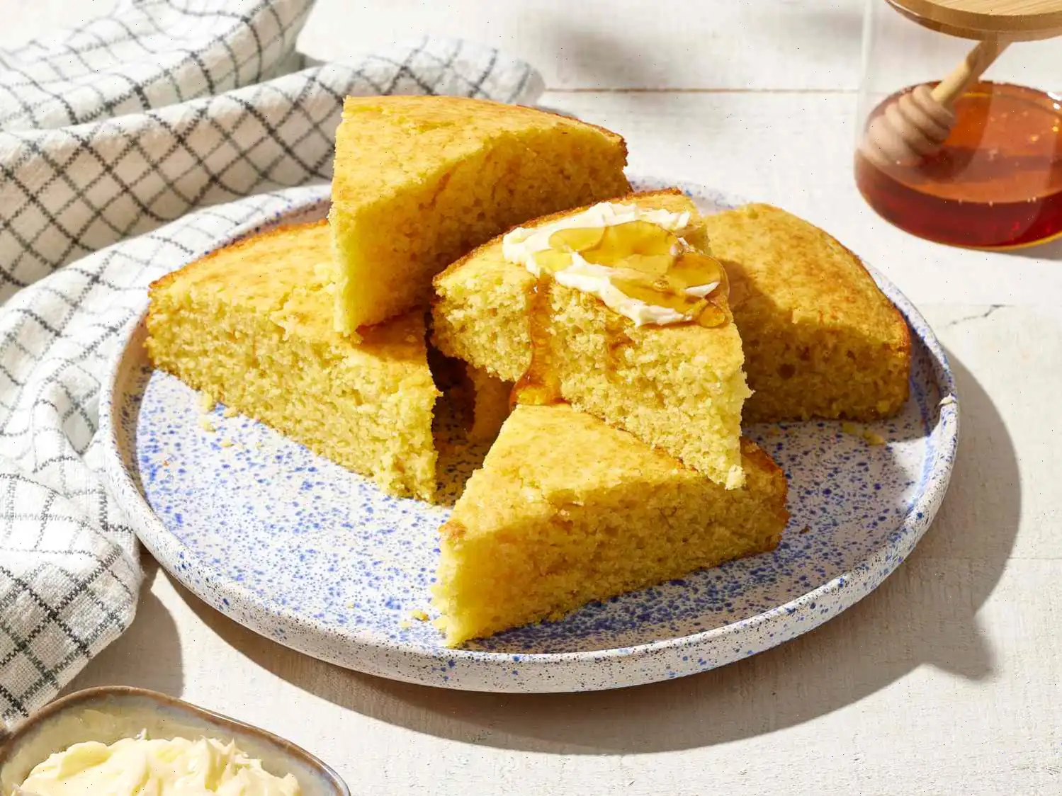 Golden Sweet Cornbread Recipe