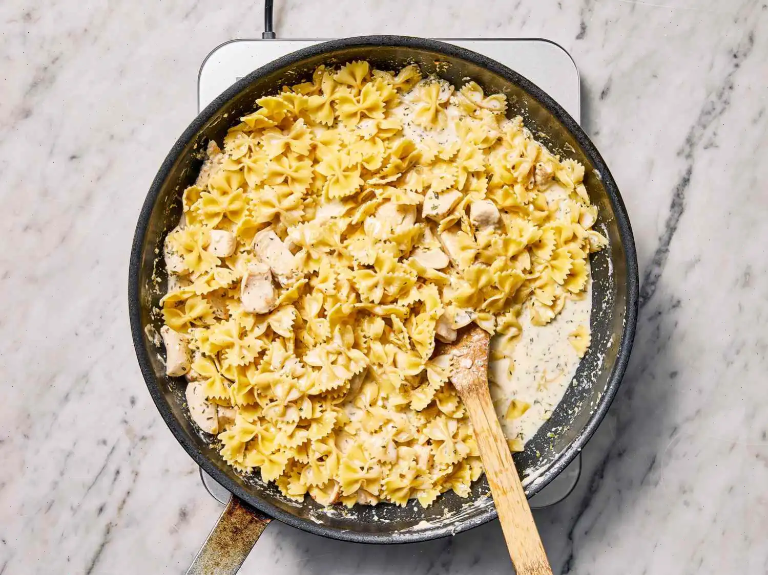 Creamy Lemon Chicken Pasta