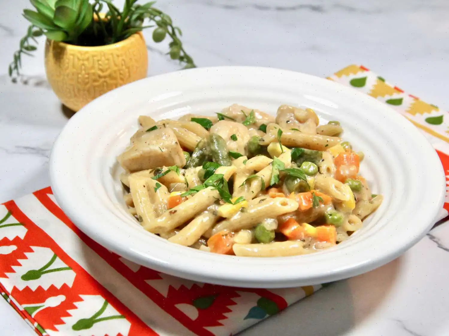 Chicken Pot Pie Skillet Pasta Recipe