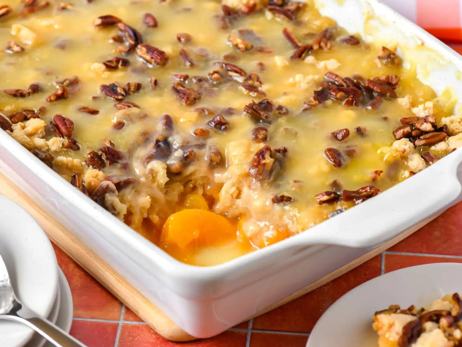 Easy Peach Cobbler with Canned Peaches