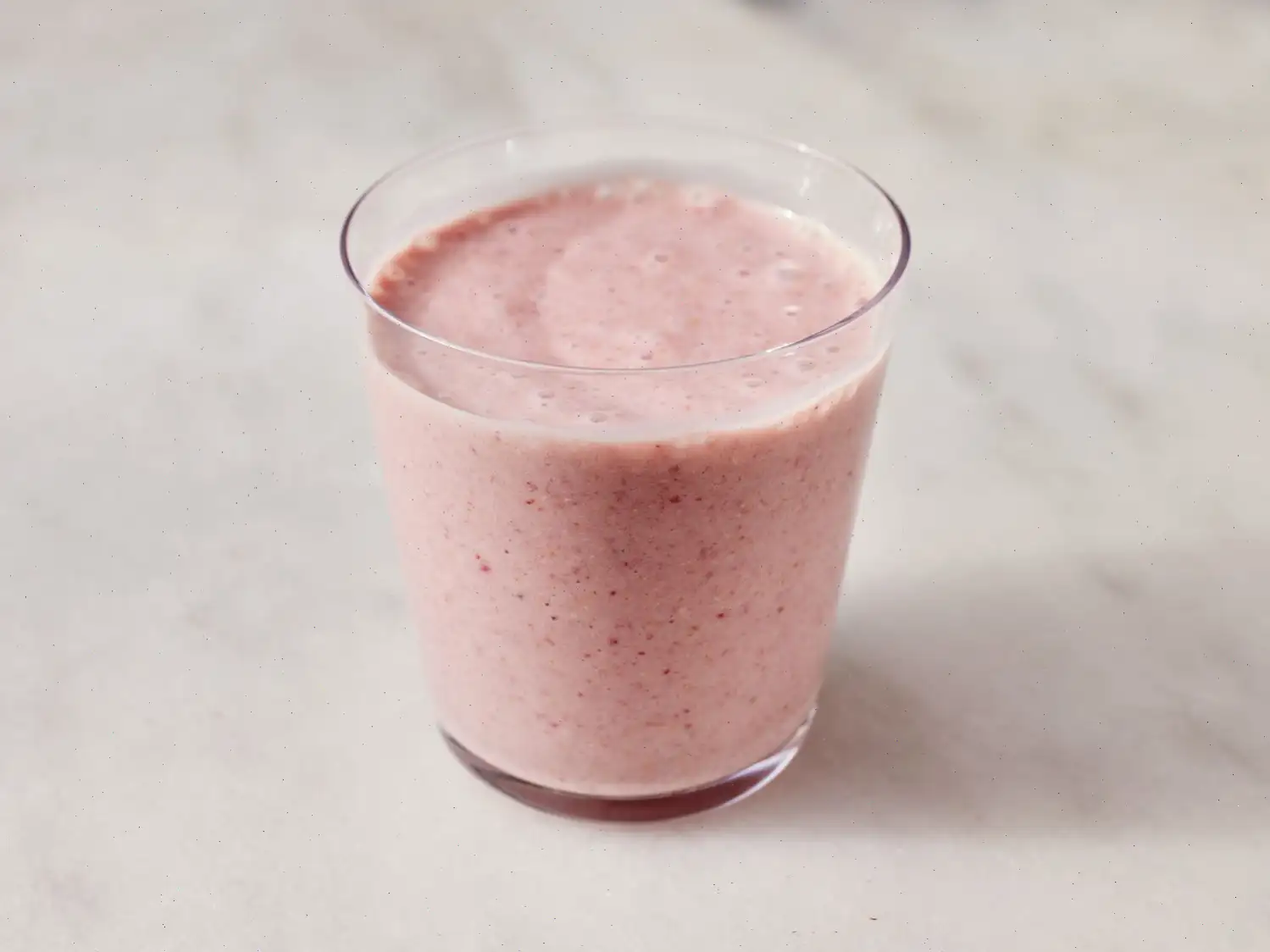 Strawberry Oatmeal Breakfast Smoothie Recipe