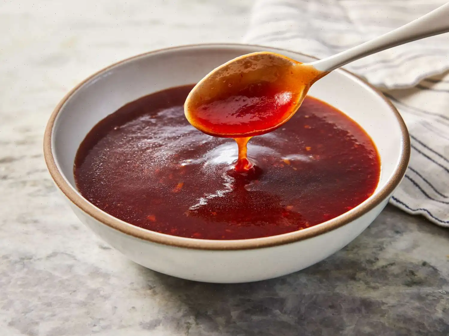 The Best Homemade Honey Garlic Sauce Recipe