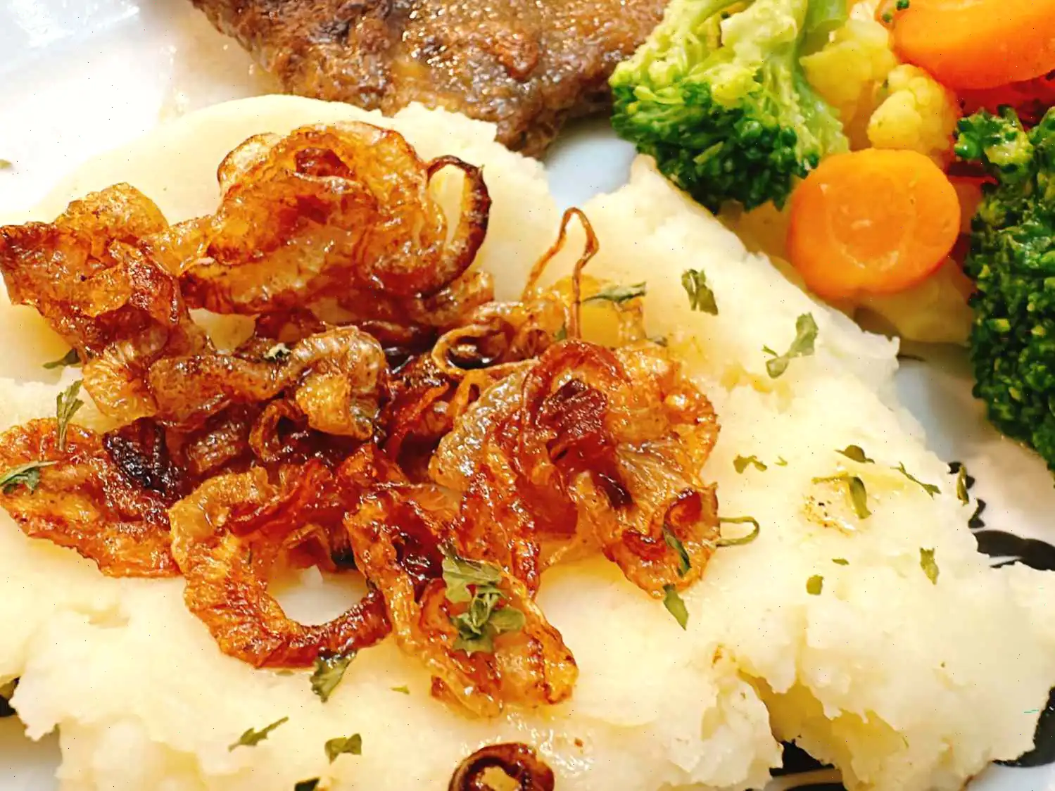 Caramelized Onion Mashed Potatoes Recipe