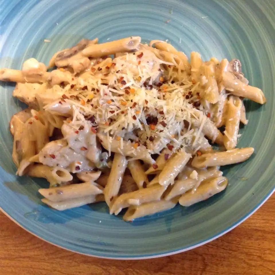 Healthy Creamy Chicken and Pasta Recipe