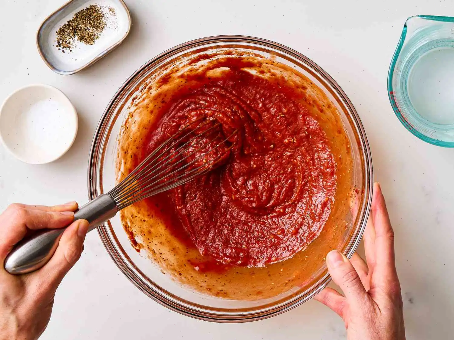 Easy Homemade Pizza Sauce Recipe