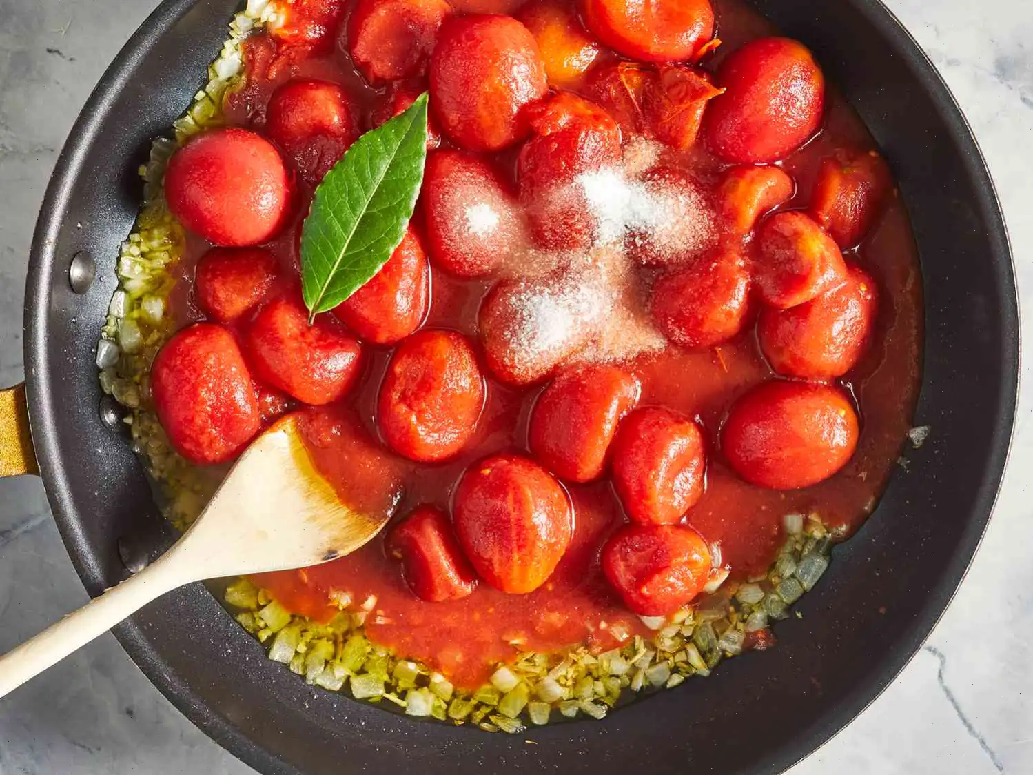 Italian Spaghetti Sauce with Meatballs Recipe