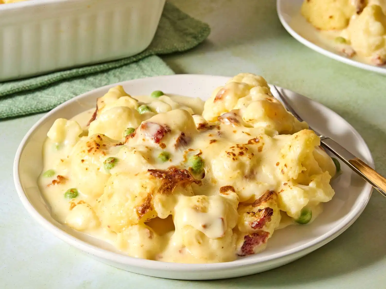 4-Ingredient Cauliflower Alfredo Bake Recipe