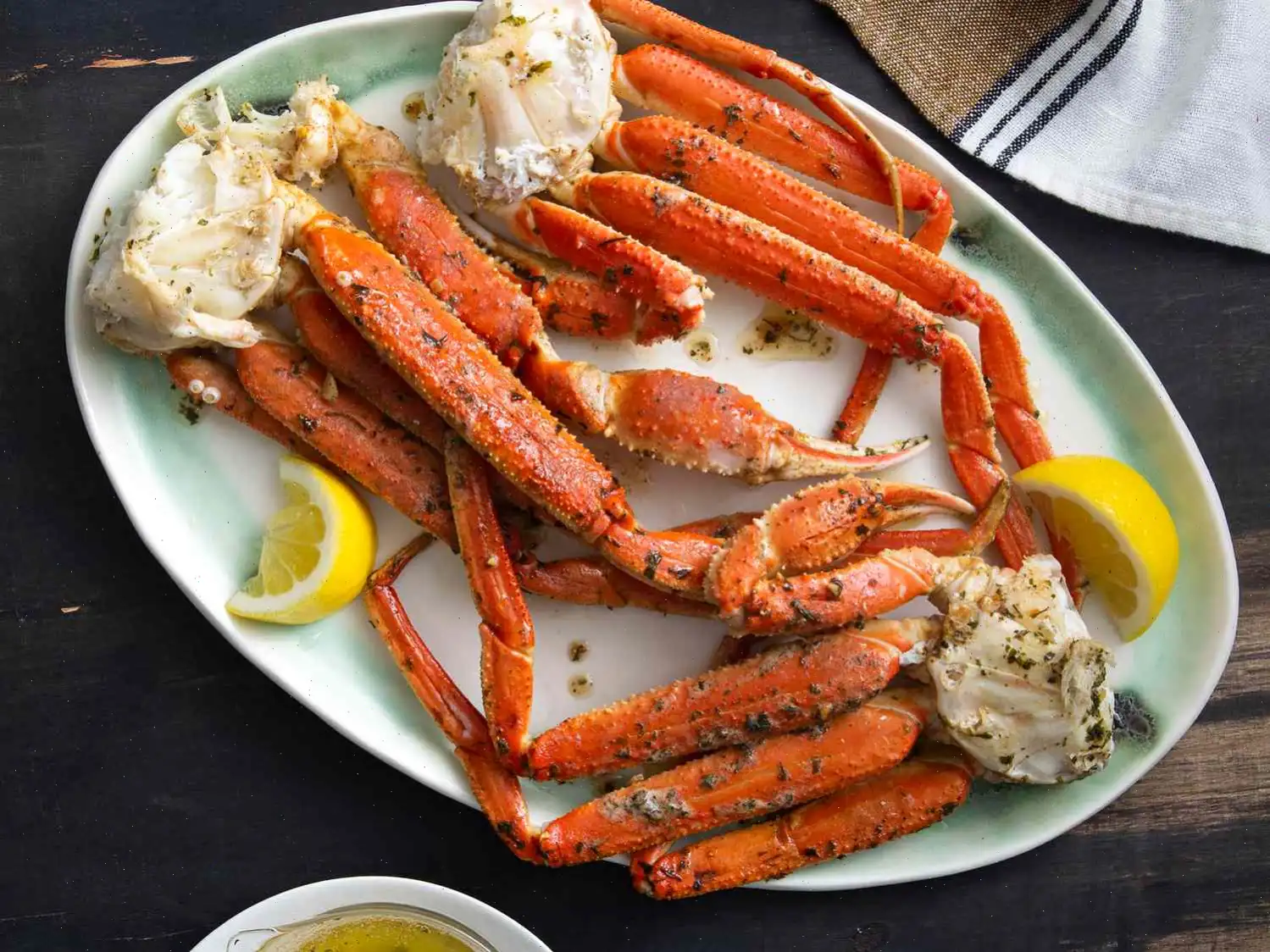 Crab Legs with Garlic Butter Sauce Recipe