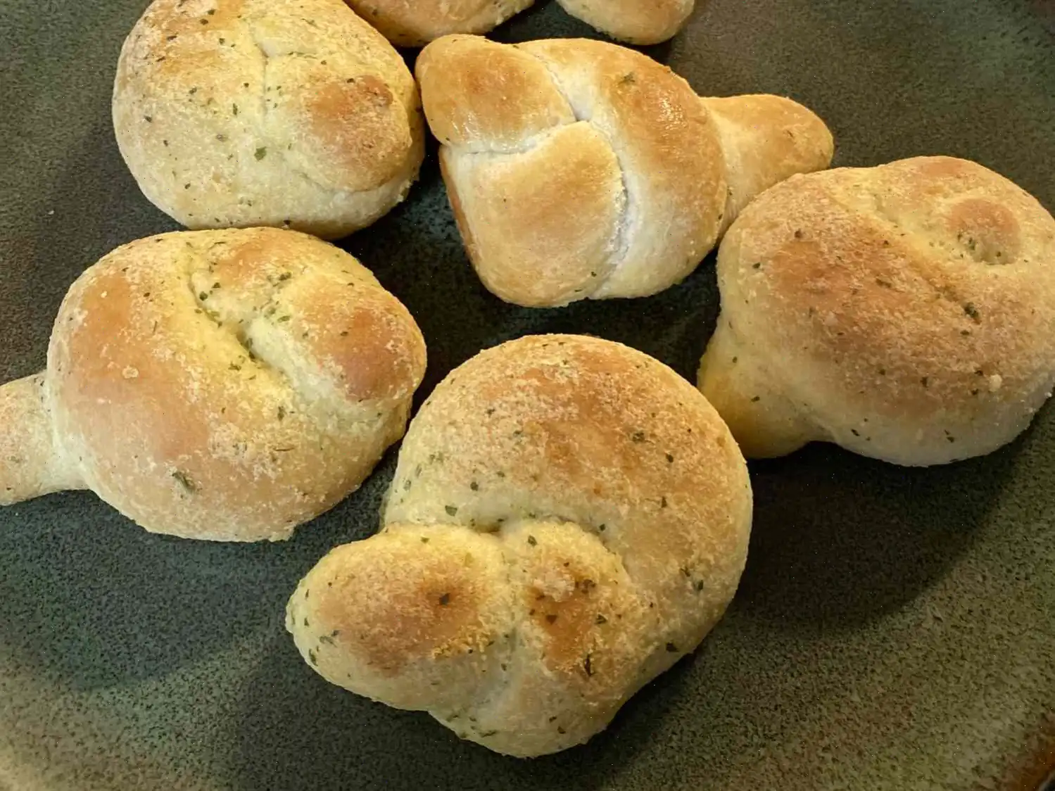 Frozen Garlic Knots in the Air Fryer Recipe