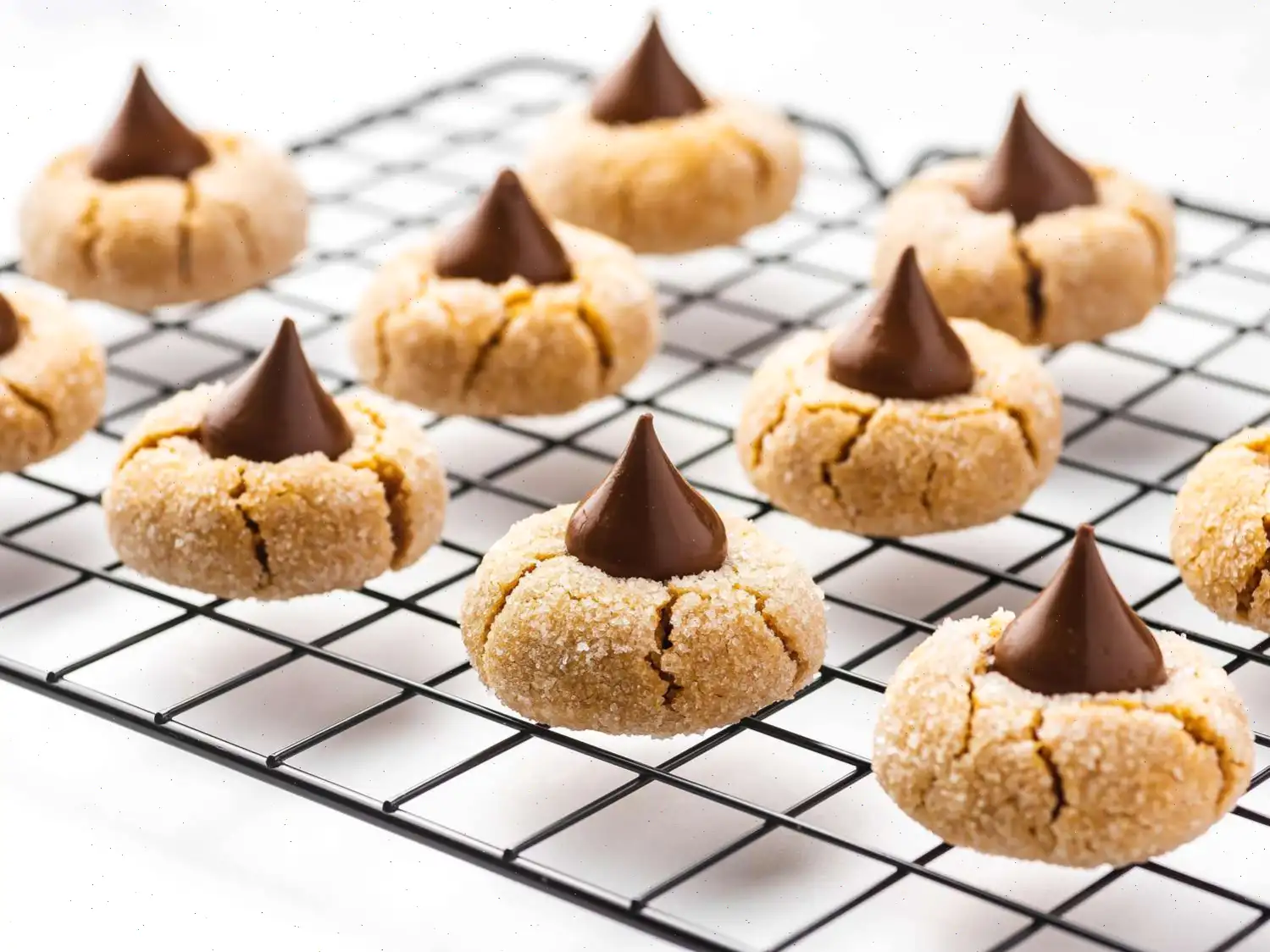 Easy Peanut Butter Blossoms Recipe