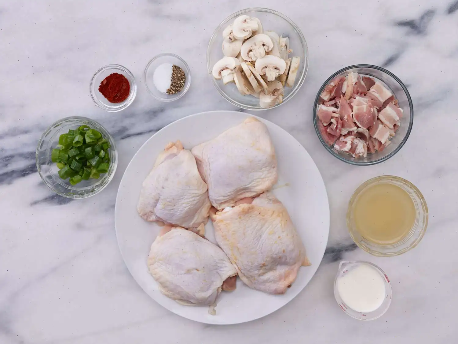 Keto Smothered Chicken Thighs Recipe