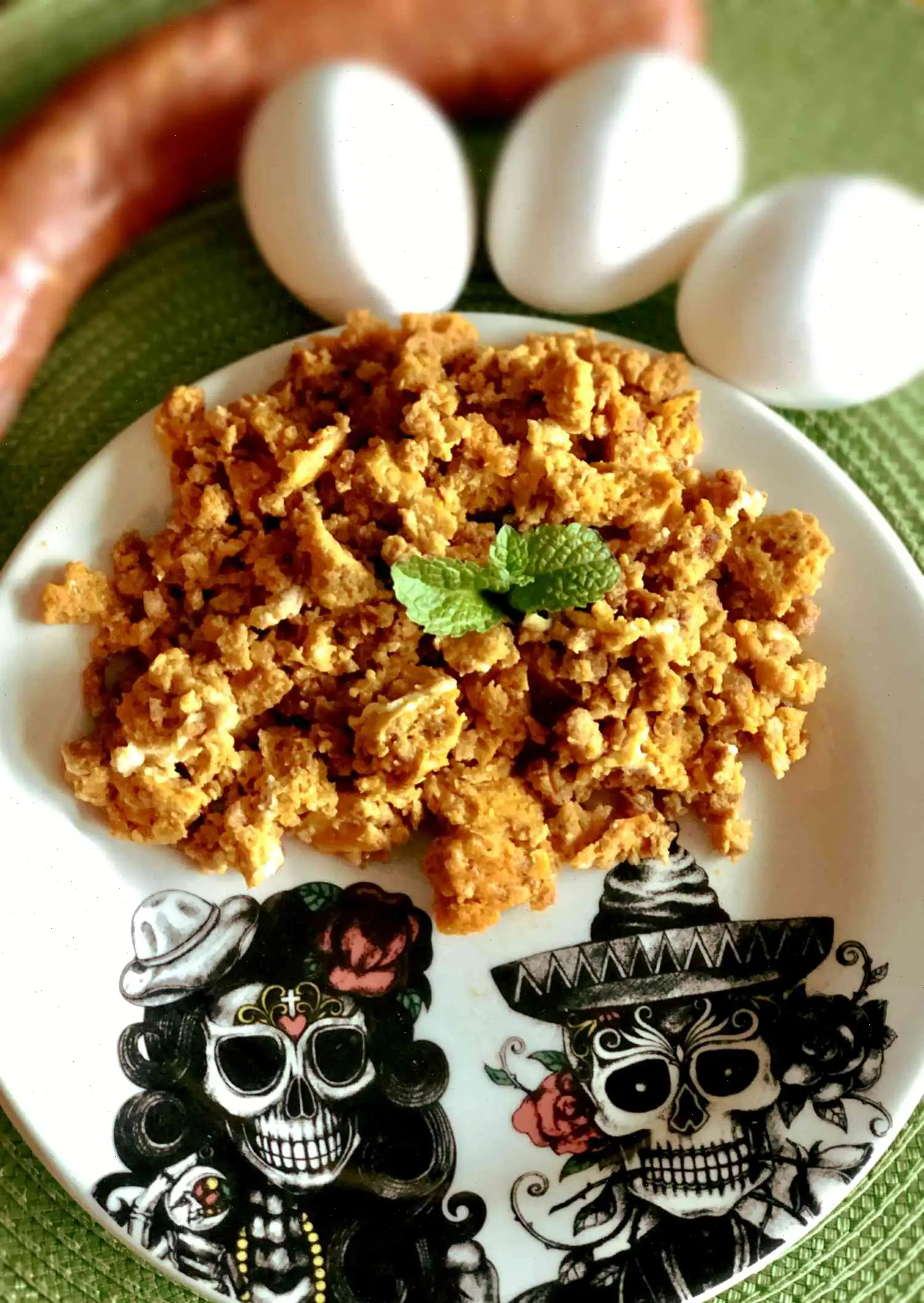 Microwave Longaniza con Huevos Recipe