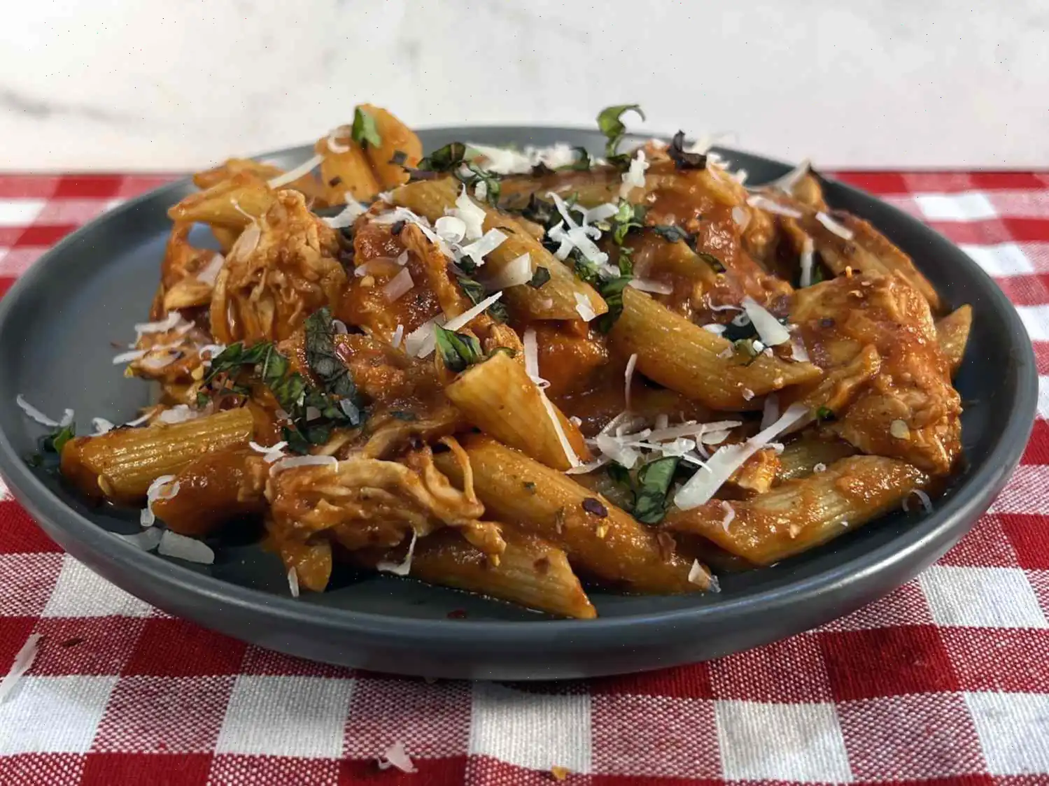 Spicy Chicken Penne alla Vodka Recipe